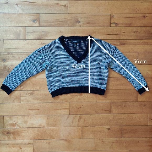 Forever 21 Knitted Sweater - Picture 2 of 6